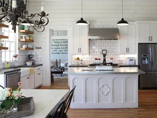 joanna-gaines-kitchen-island