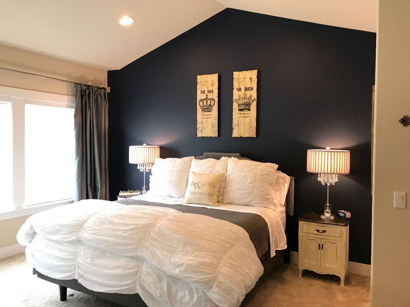 Sherwin Williams Naval Bedroom02