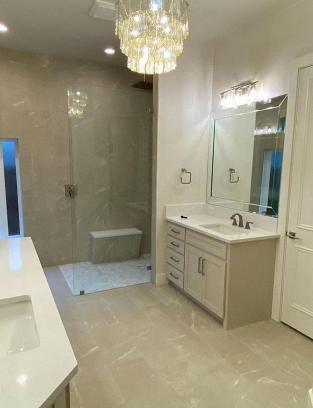 Sherwin Williams Aesthetic White Bathroom01