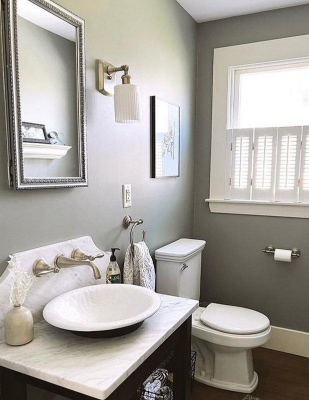 Sherwin Williams Evergreen Fog Bathroom01