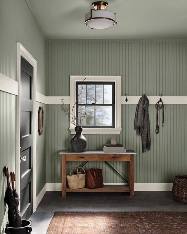 Sherwin-Williams Evergreen Fog (SW 9130)