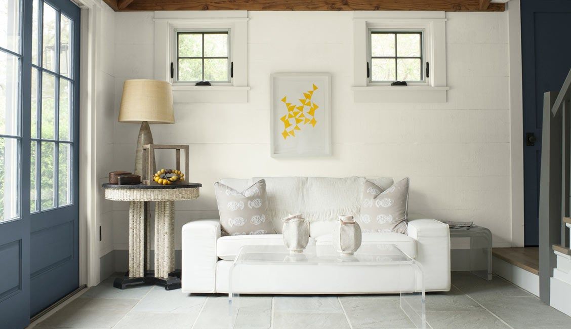 Benjamin Moore Simply White OC-117