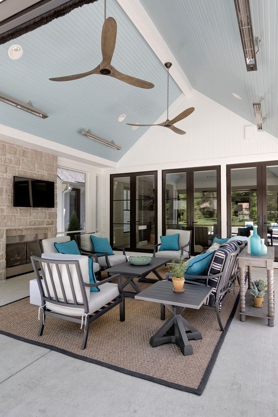 Blue porch ceiling paint color is Sherwin Williams Rain