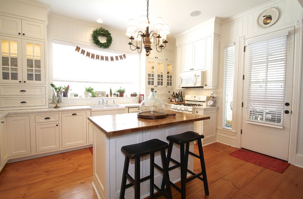 7. Sherwin Williams Creamy SW 7012