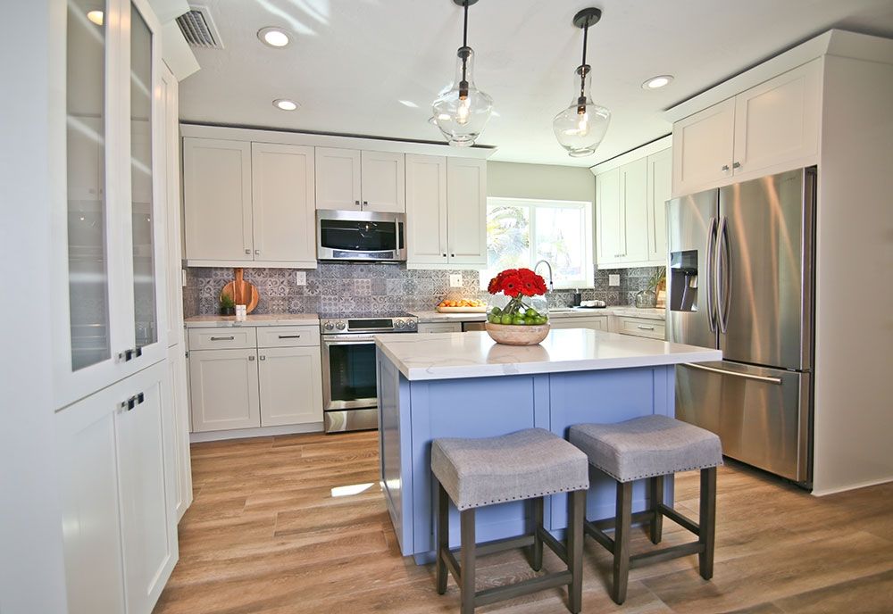 Sherwin Williams Daphne in Kitchen03