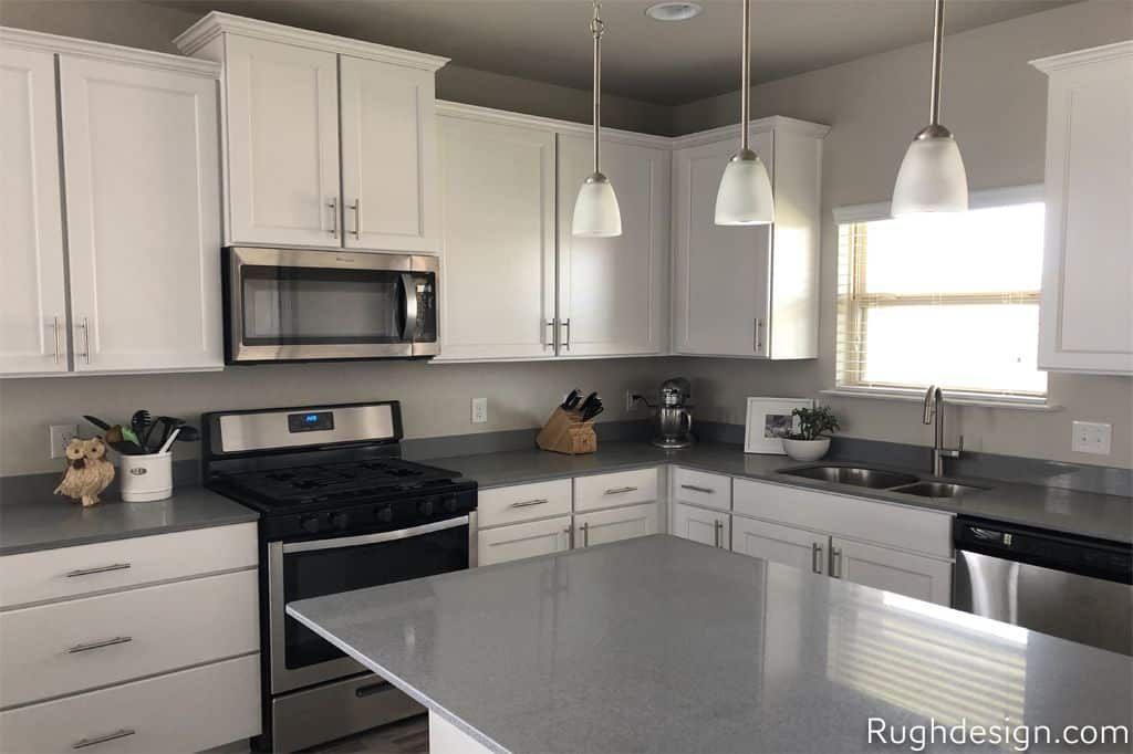 Sherwin Williams Agreeable Gray SW 7029 (9)