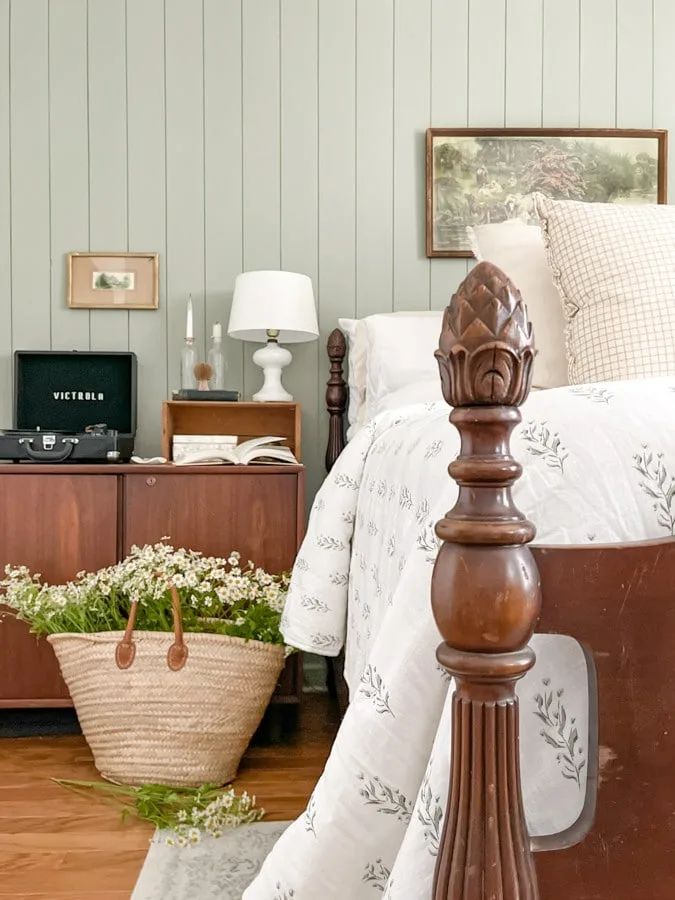 Sherwin Williams Escape Gray SW 6185 (1)