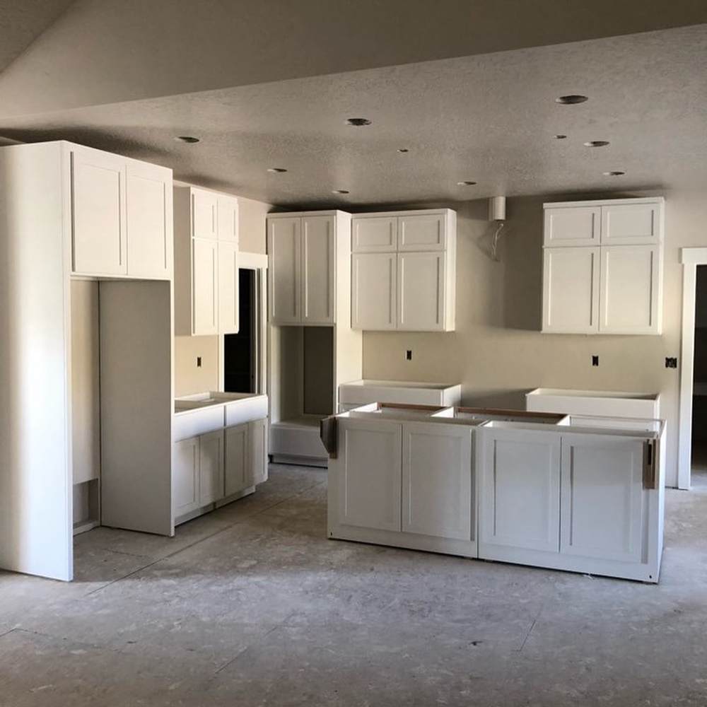 Sherwin Williams Modern Gray on Kitchen Walls