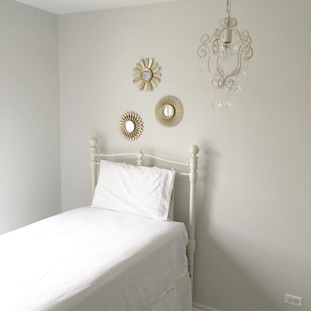 Benjamin Moore Horizon OC-53 (6)